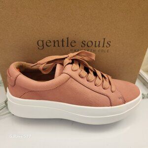 Gentle Souls Rosette " Pink Clay" Platform Sneakers. Size Various. NWT.